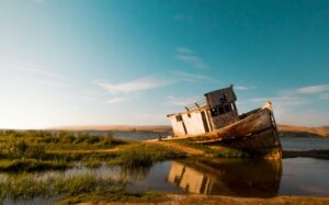 Sunken shipwrecks 